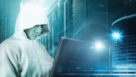 Hacker | Cracker | Lammer kimdir ve ne yapar?